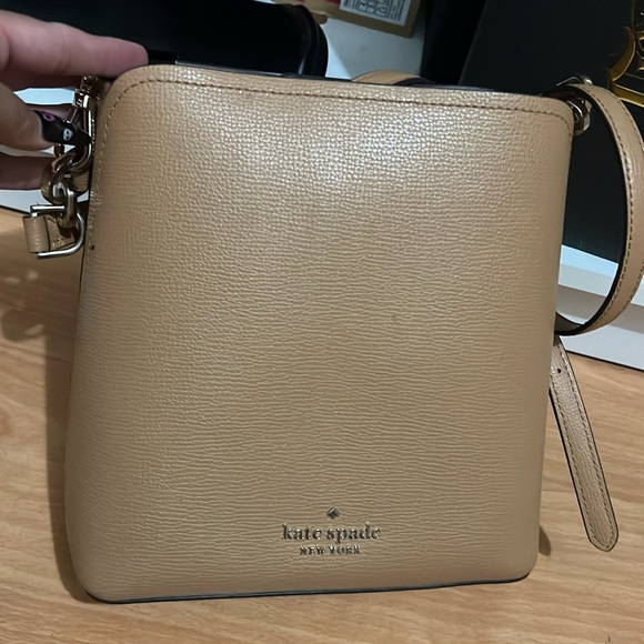 Kate spade purse - Picture 1 of 3